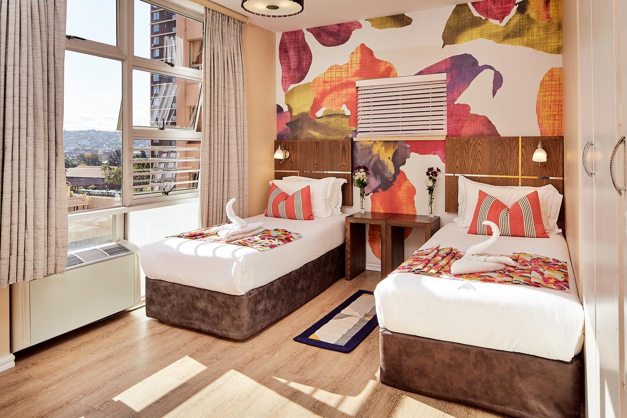 First Group Oceanic Hotel Durban Kültér fotó